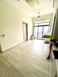 J Gateway (D22), Condominium #635549371